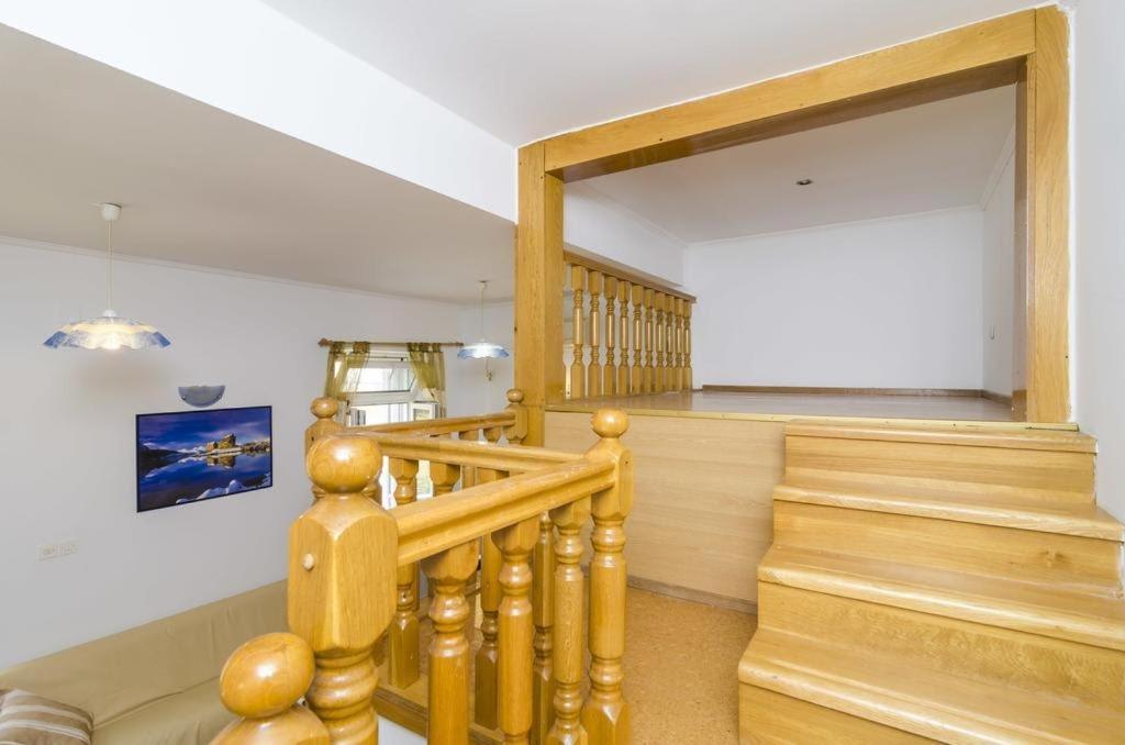 Ramo Apartment *